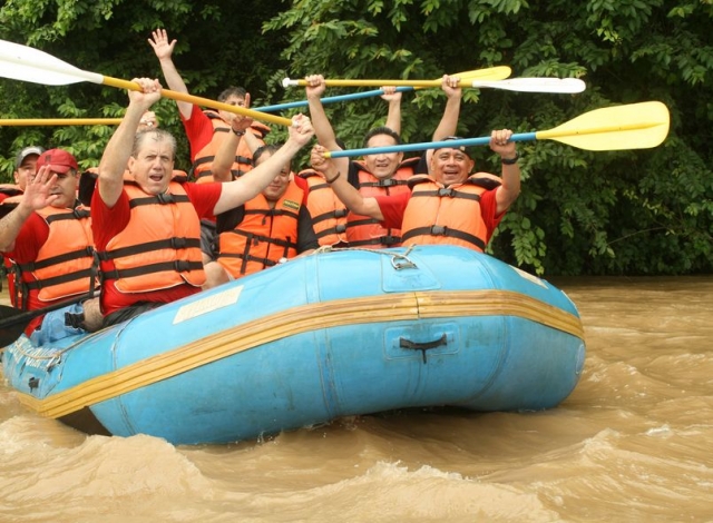 Levantando los remos